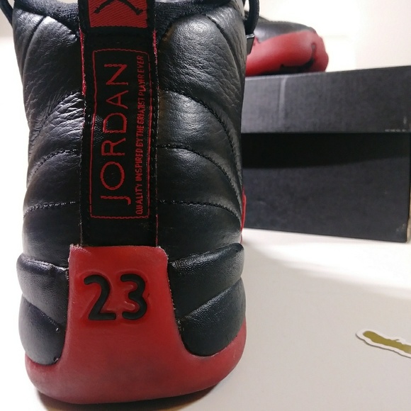Air Jordan 12 Retro - Picture 5 of 8